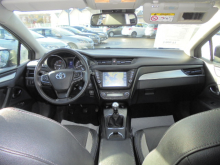 TOYOTA AVENSIS TOURING SPORTS occasion seine-maritime