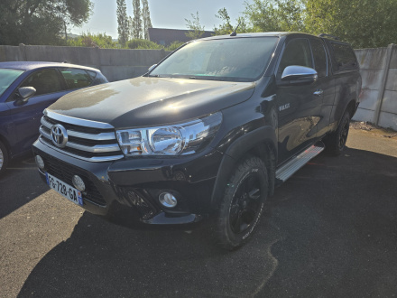TOYOTA HILUX X-TRA CABINE